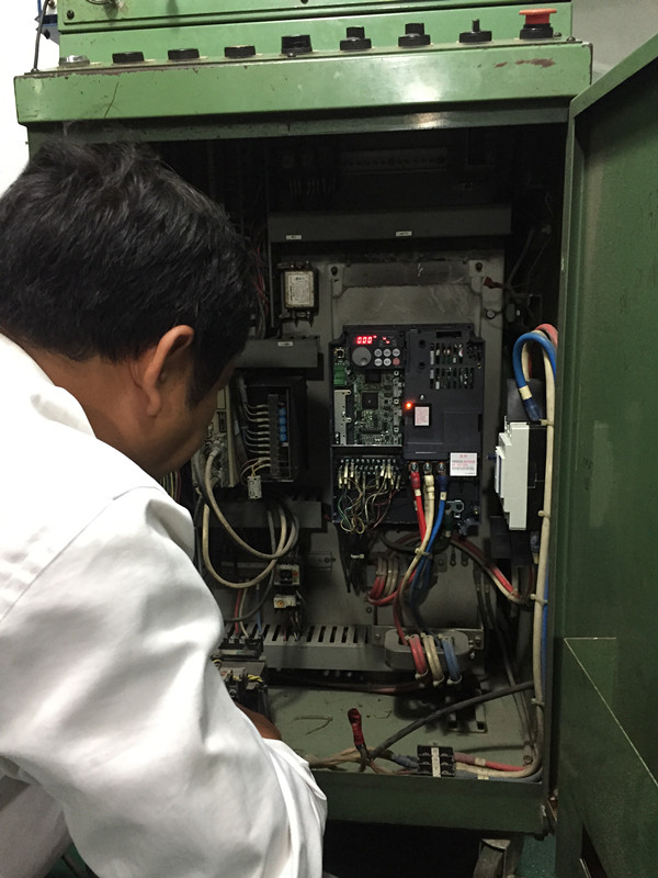 高速沖床三菱變頻器維修